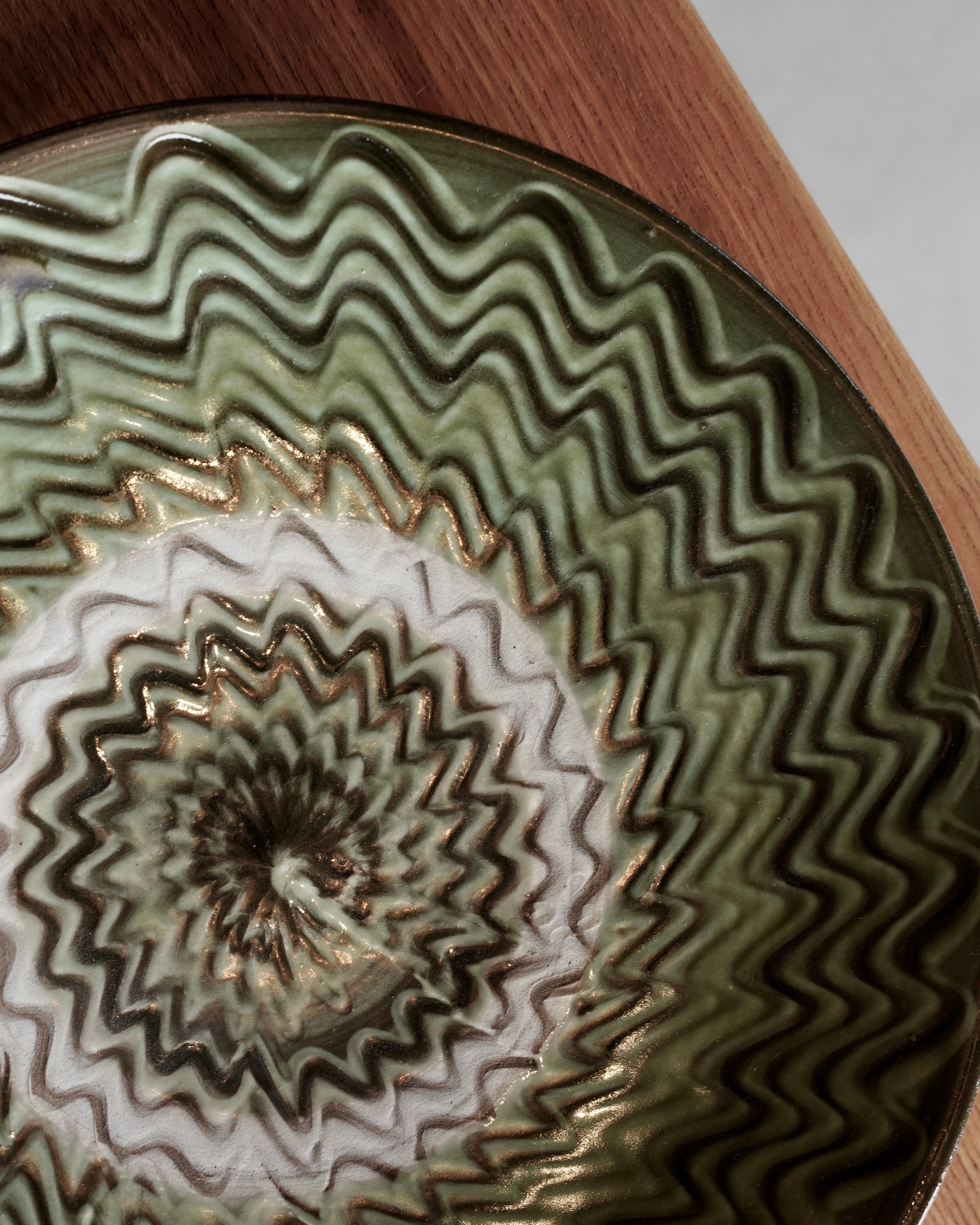 小鹿田焼 坂本浩二窯 “éhn Edition”  /  7寸皿 櫛目