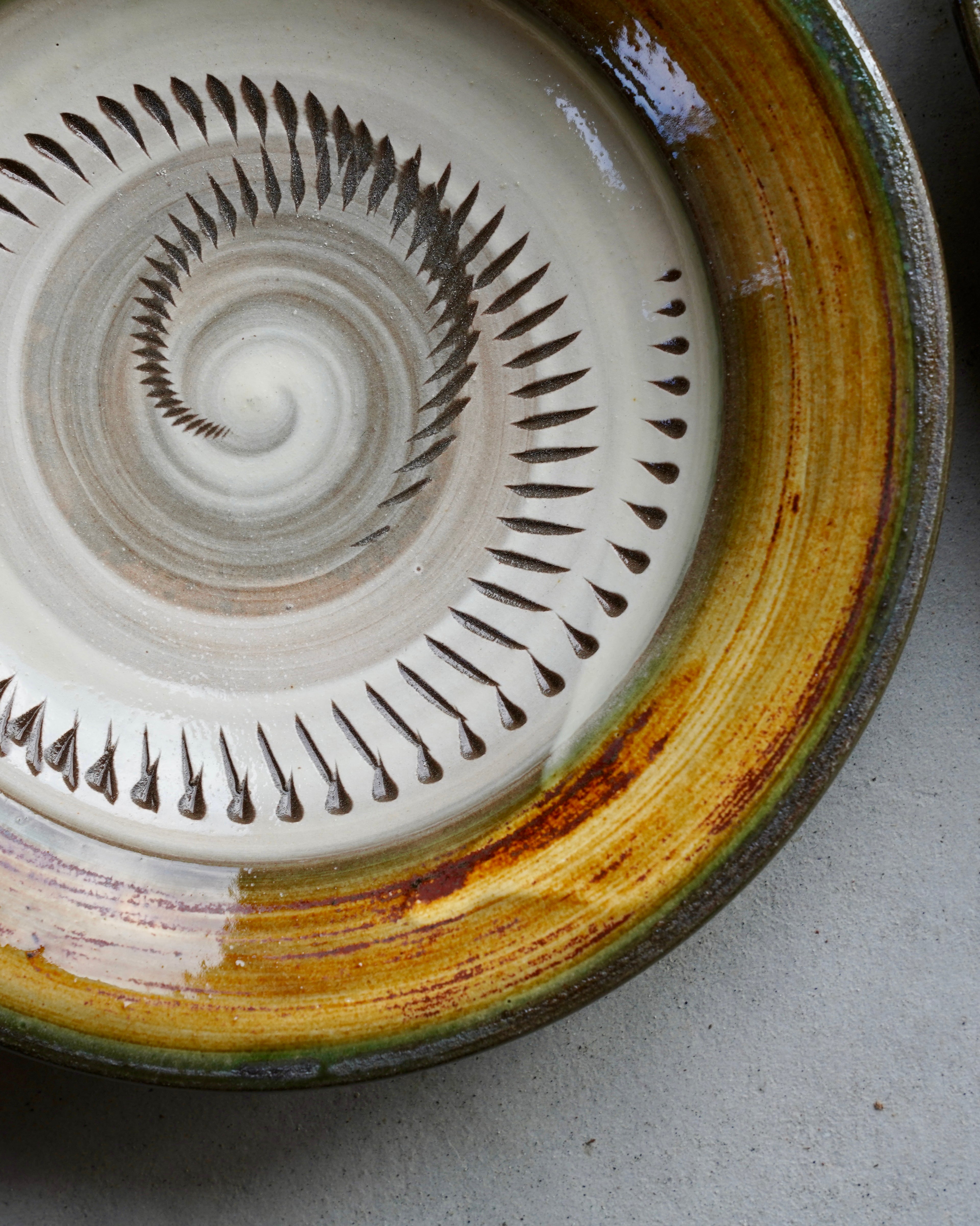 小鹿田焼 坂本浩二窯 “éhn Edition”  /  6寸リム皿