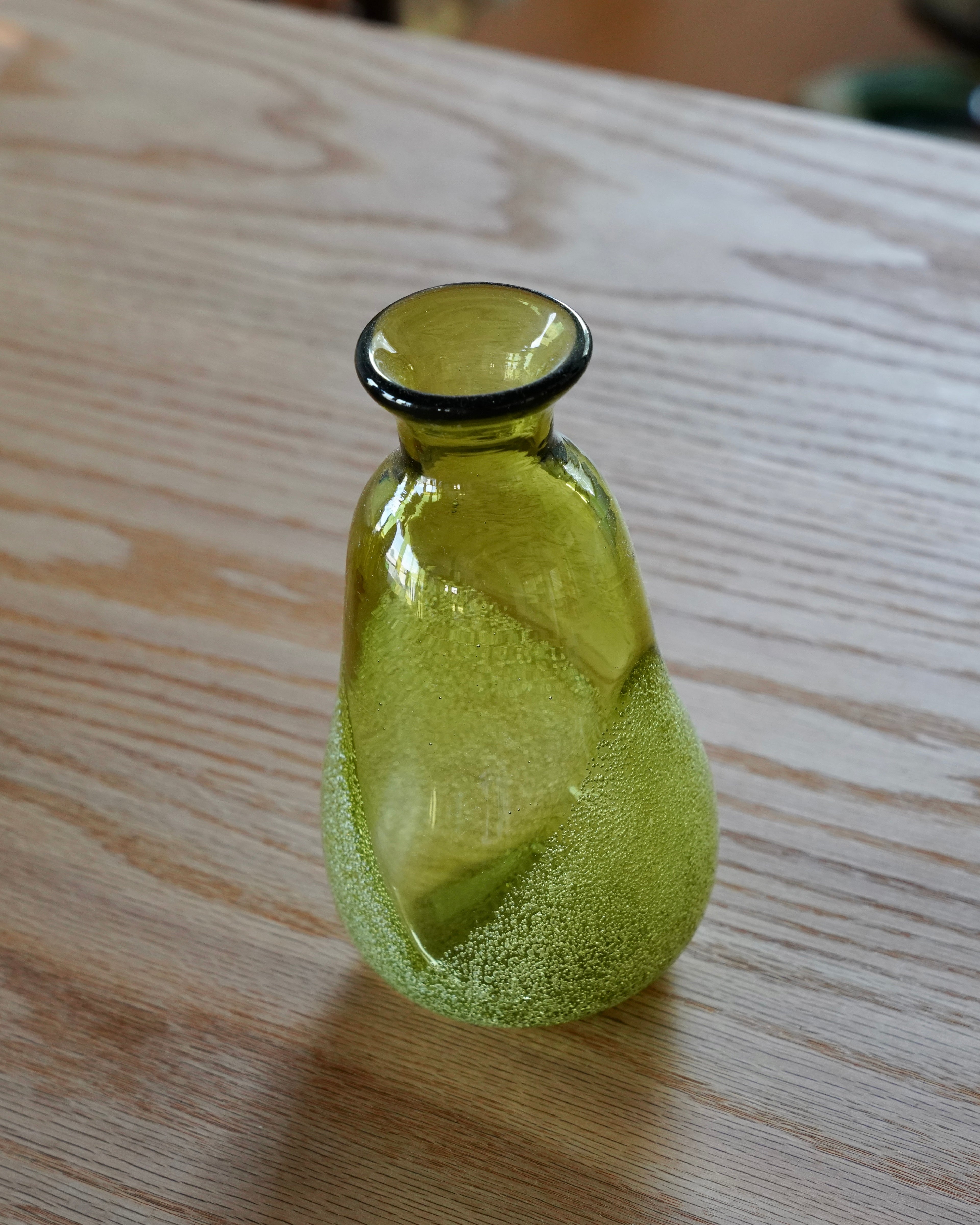 吹きガラス工房 琥珀 “éhn Edition”  /  白泡ふたばとっくり&おちょこセット