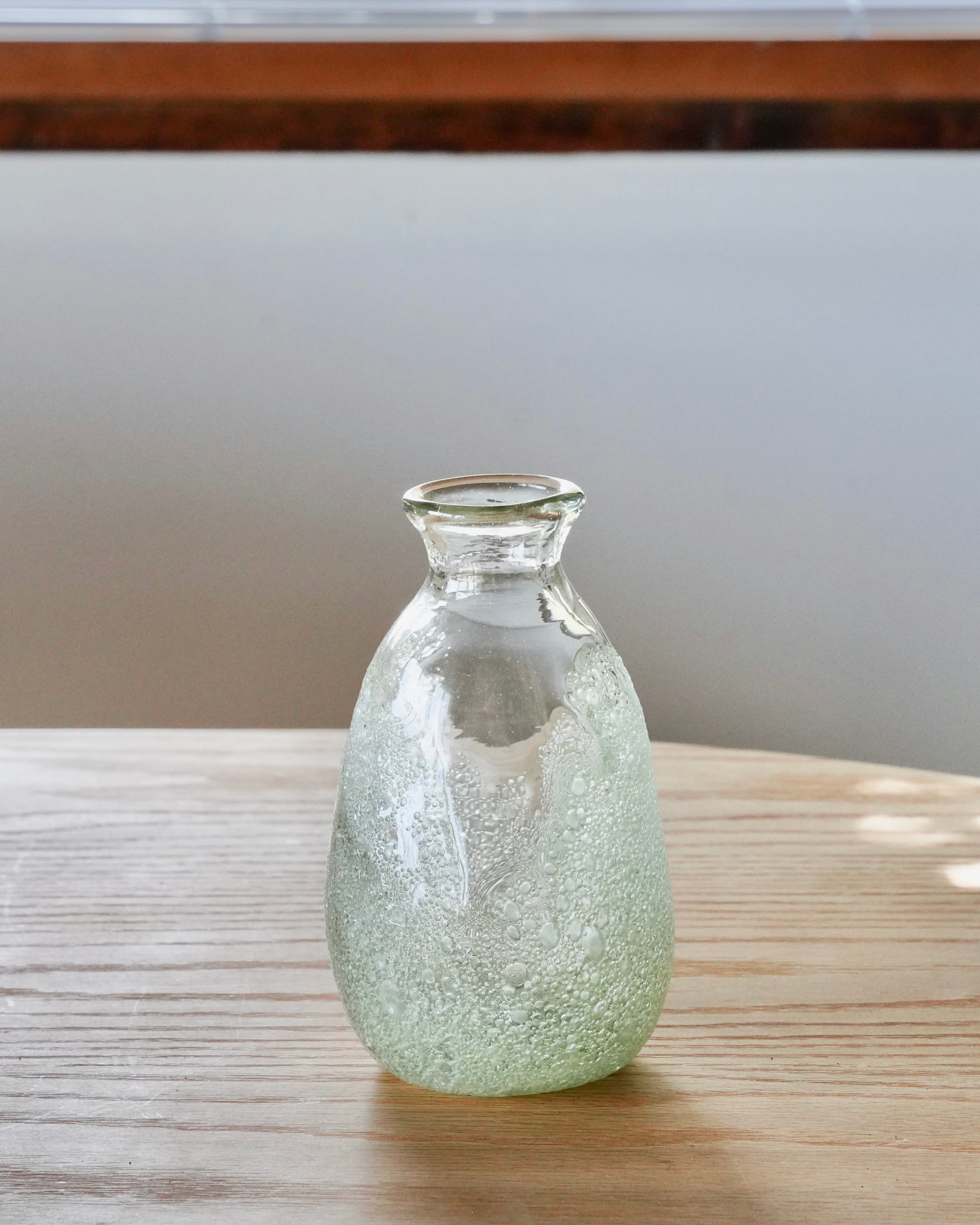 吹きガラス工房 琥珀 “éhn Edition”  /  白泡ふたばとっくり&おちょこセット