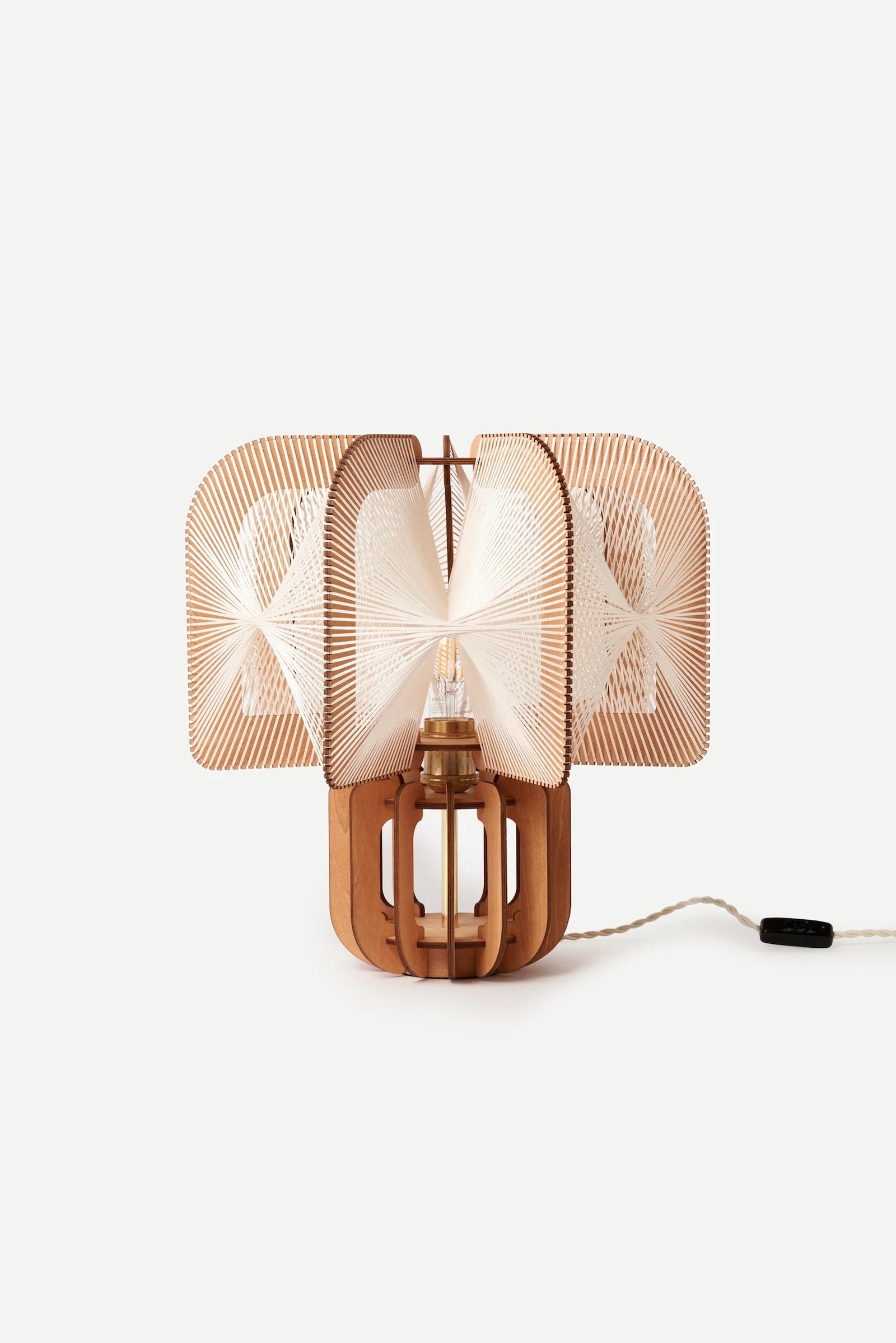 LAFABLIGHT /MULJEE - WOOD BASE (QADRO)