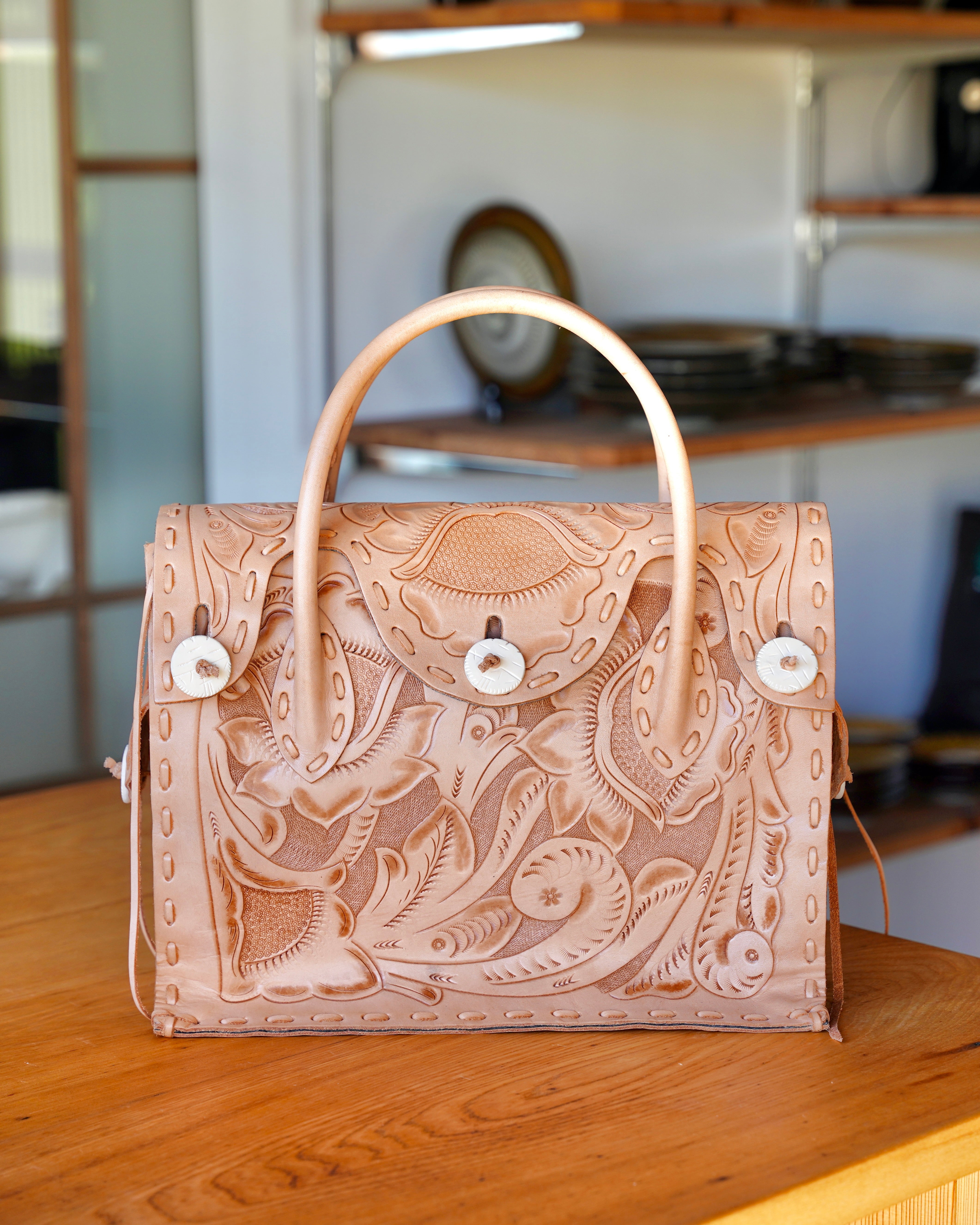エマ　chimala　シップス／CS07-MP02A　シンチバック　W31 CHAMULA / Western Stitch Bag L – éhn