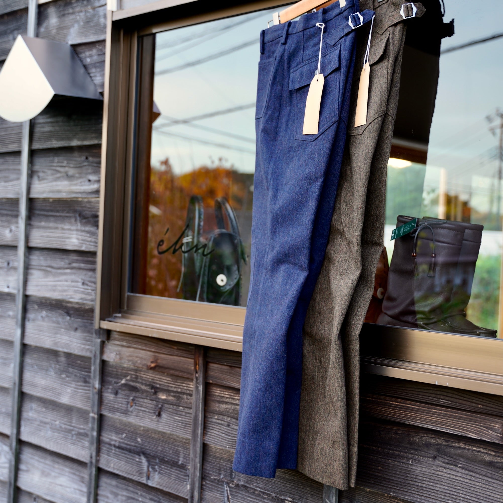 EESETT&Co / FLARE TROUSERS "ANDERSON" - NAVY