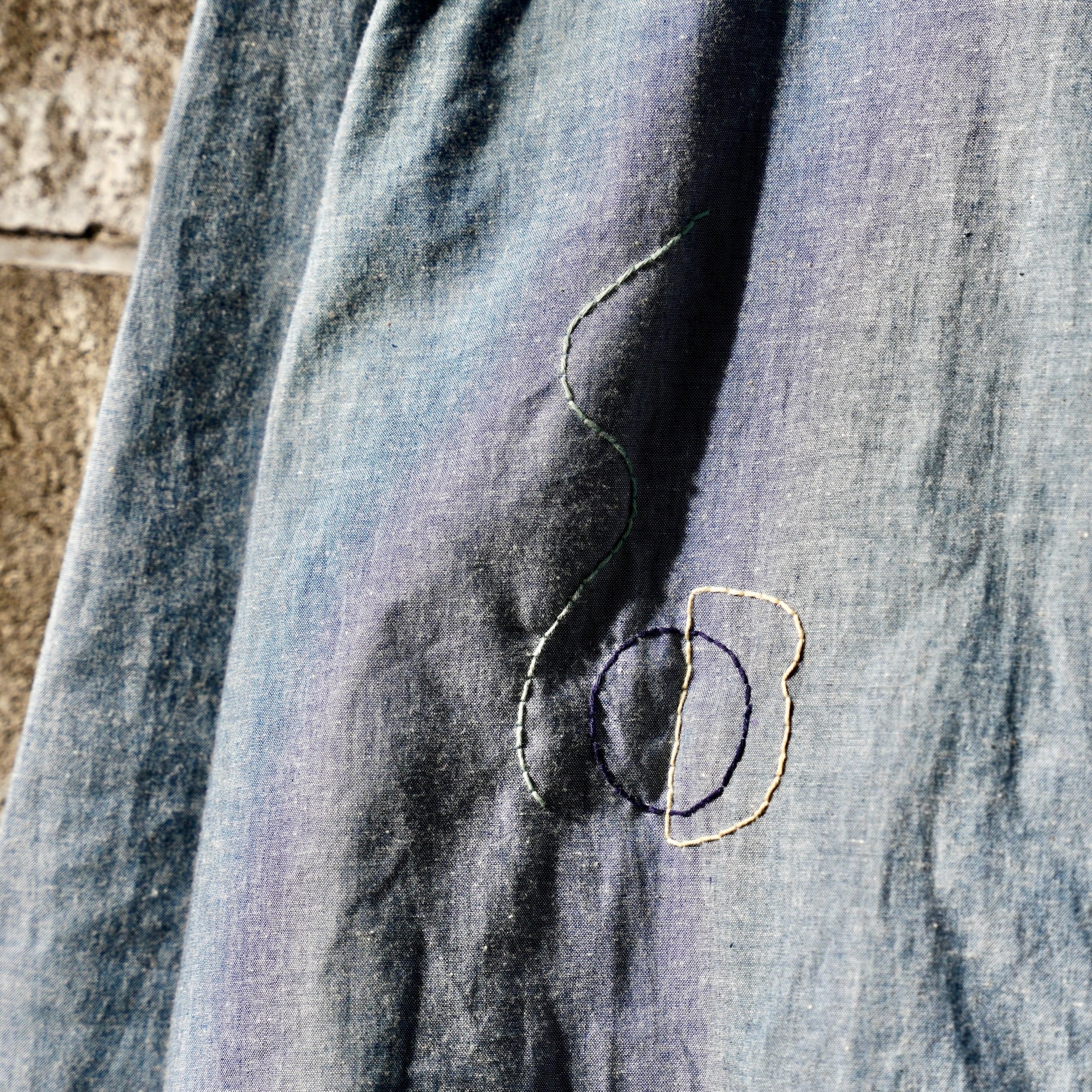 【受注生産】éhn Original / Chambray Shirt  Embroidery Edition - BLUE