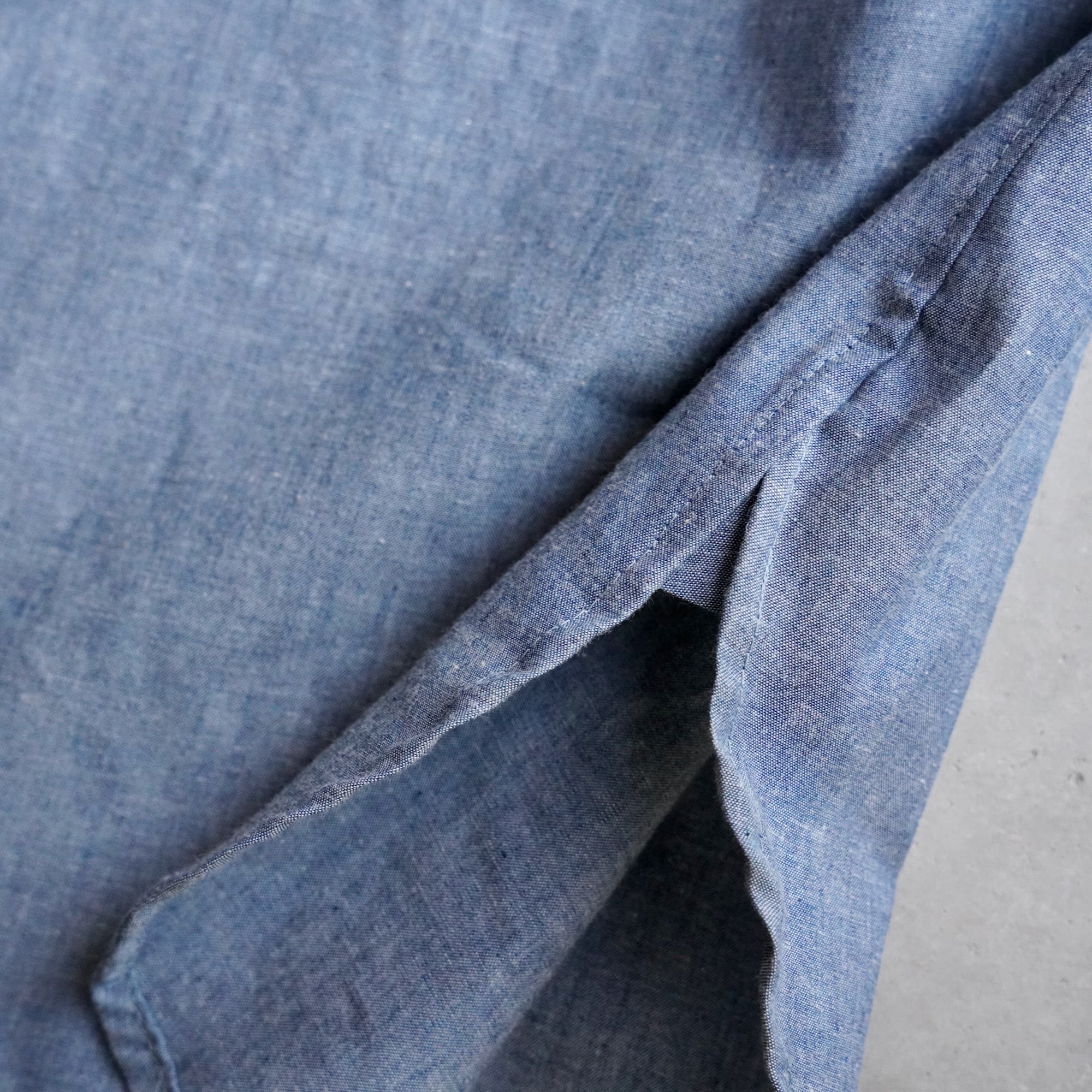 【受注生産】éhn Original / Chambray Shirt  Embroidery Edition - BLUE