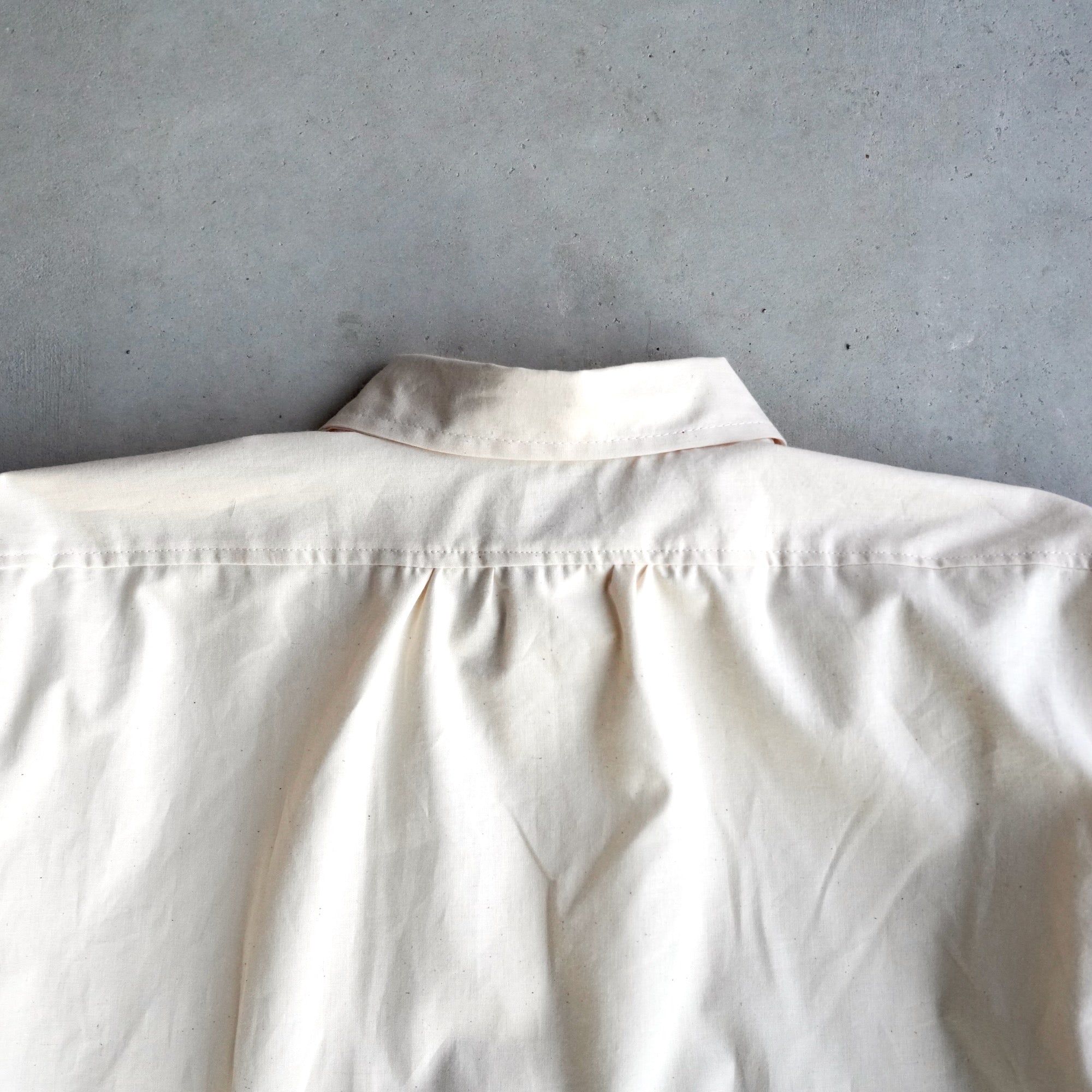 【受注生産】éhn Original / Chambray Shirt  Embroidery Edition - WHITE