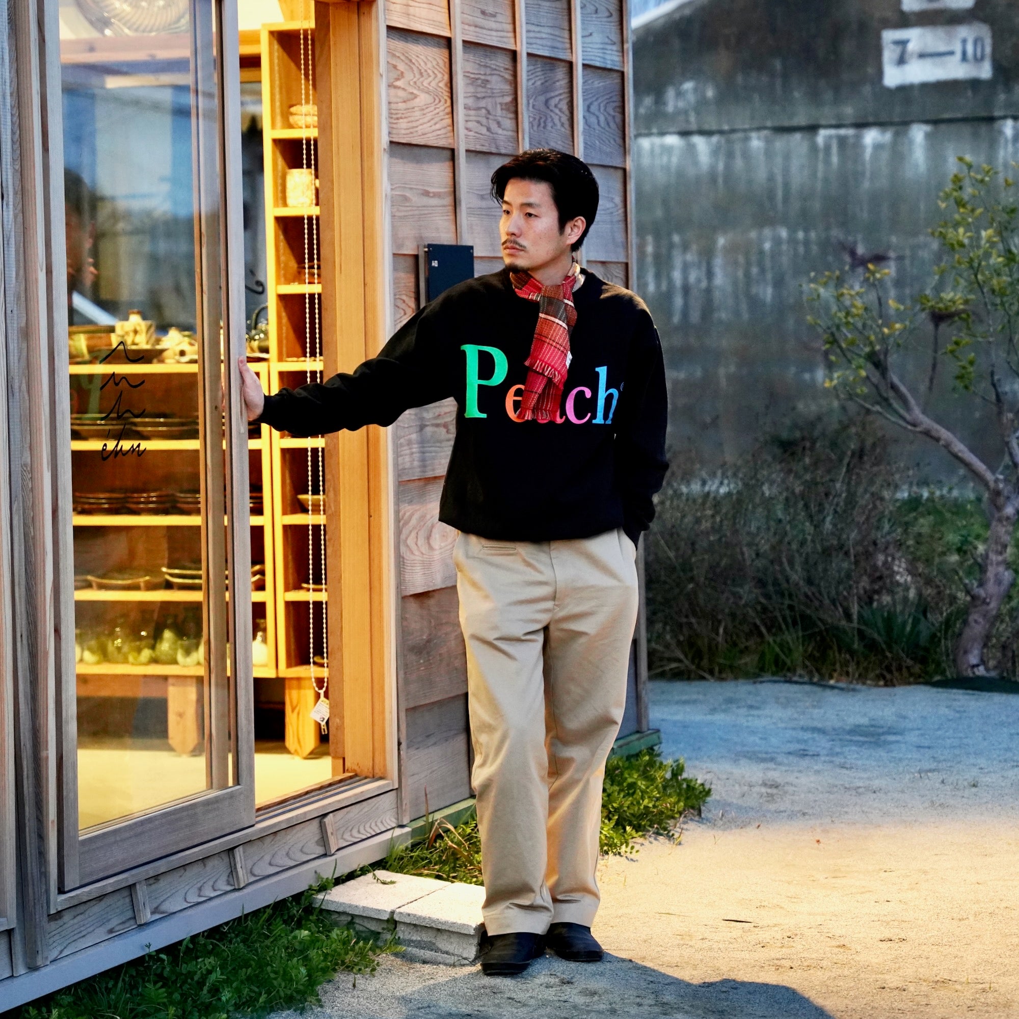 byeA. / NOT APPLE SWEAT Peach BLACK