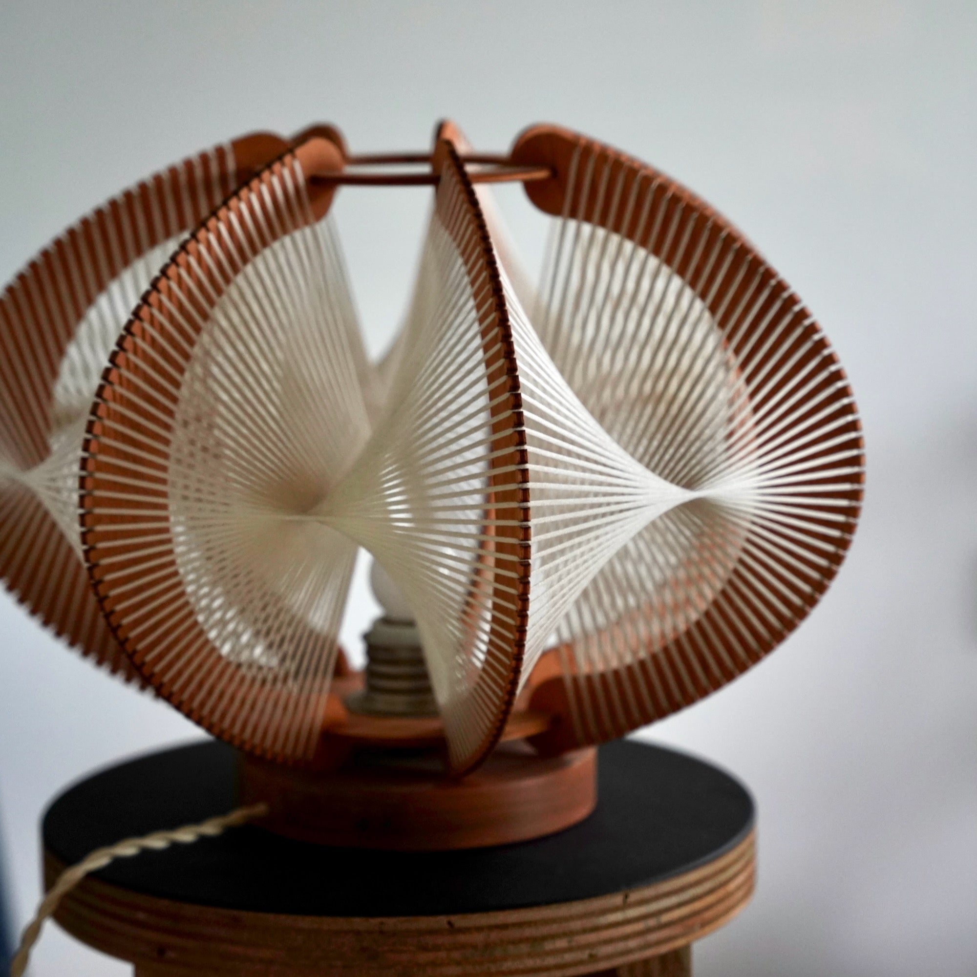 LAFABLIGHT / ECHINO - LAMP ON BASE (UFOLA)