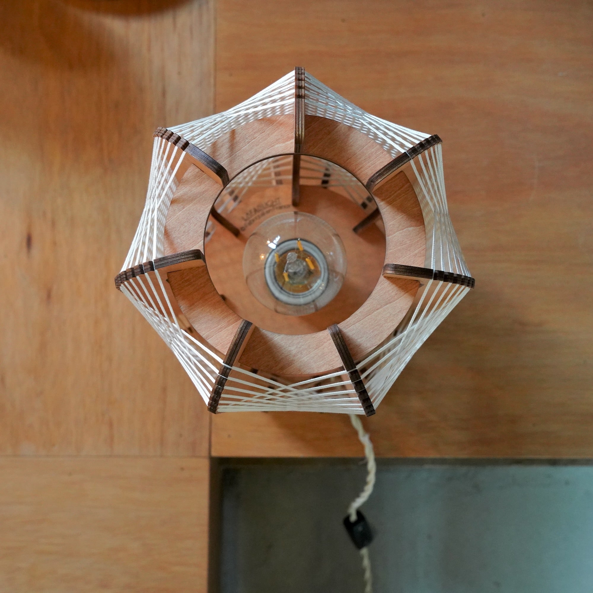 LAFABLIGHT /JEELI - WOOD BASE