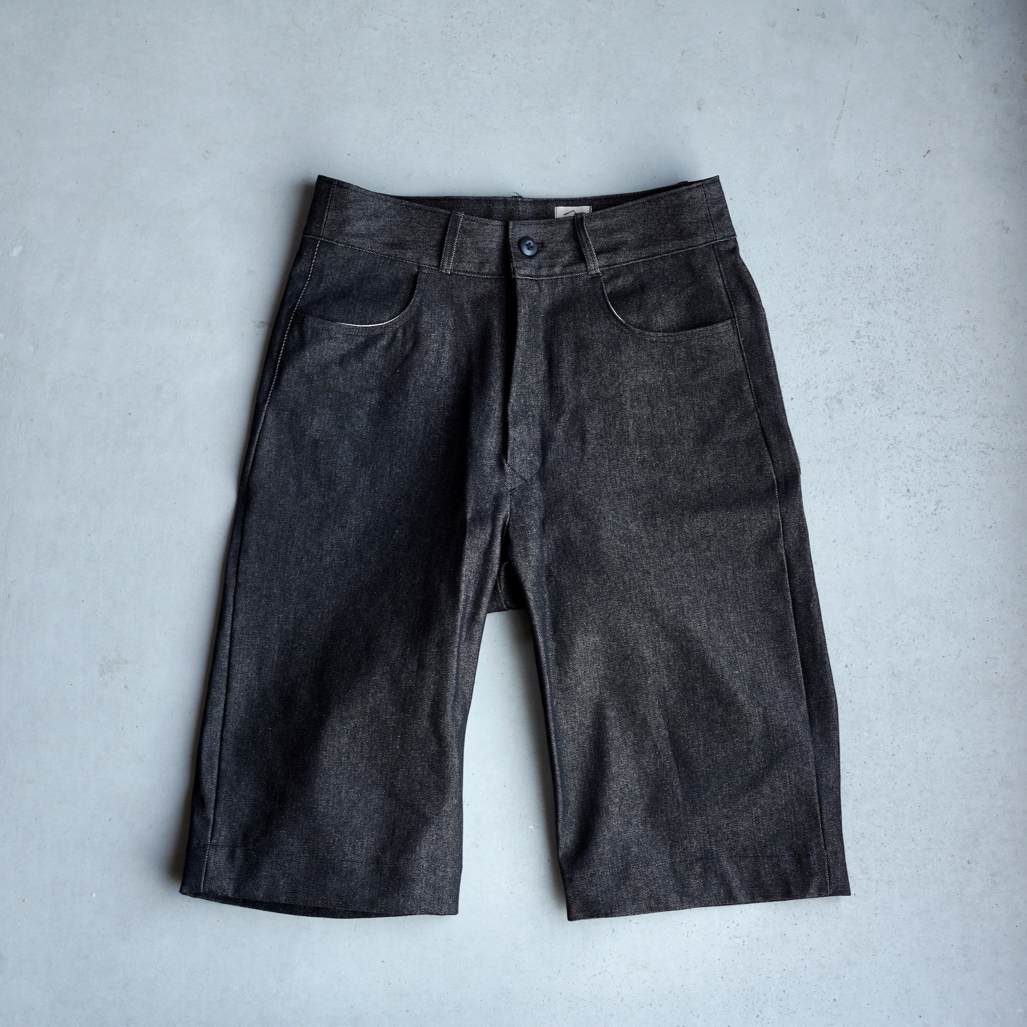 éhn Original / “Atelier Trousers”Half-length - Black Denim