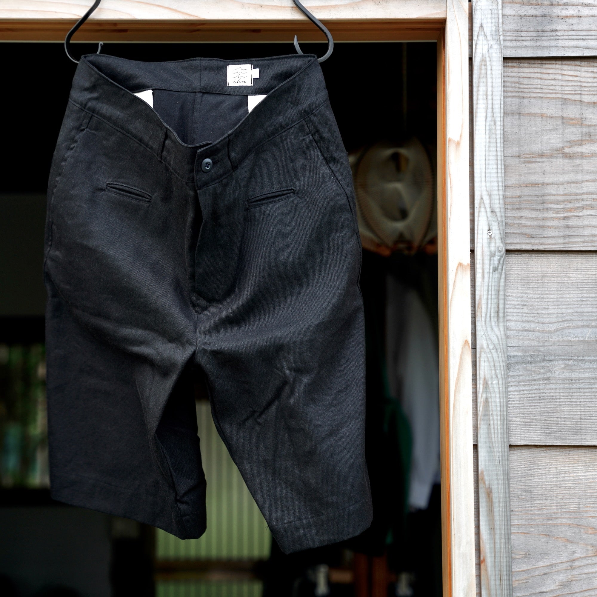 éhn original / Studio Shorts - BLACK Cotton Linen