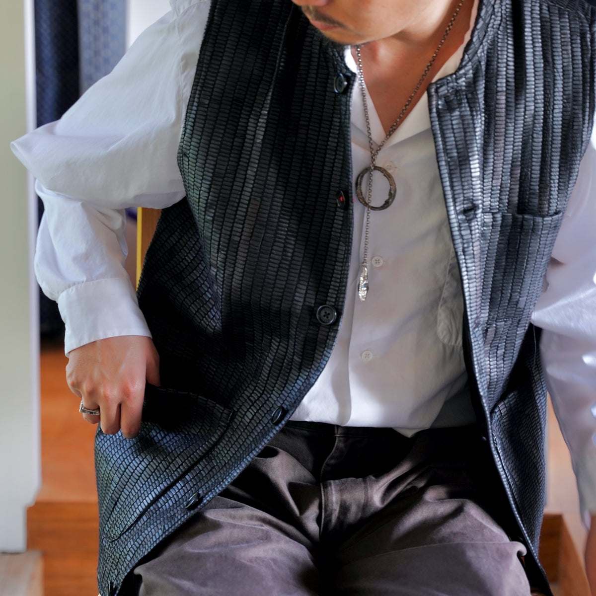 KARDO × éhn /  Exclusive “LEO” VEST - BLACK・BROWN