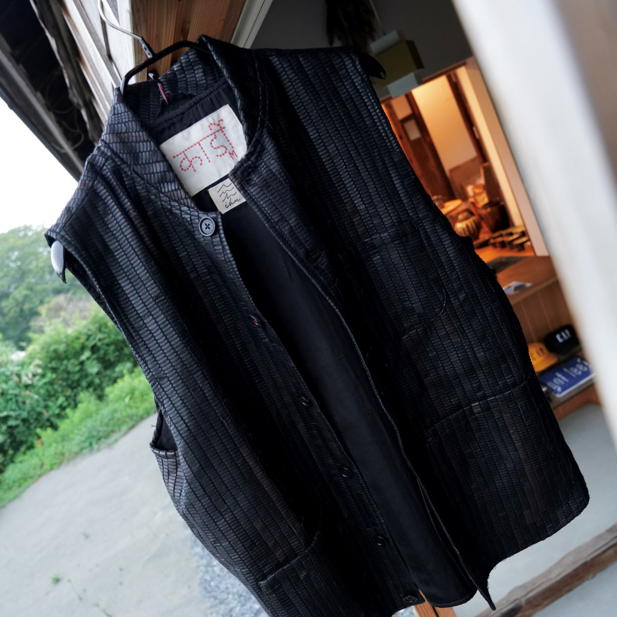 KARDO × éhn /  Exclusive “LEO” VEST - BLACK・BROWN