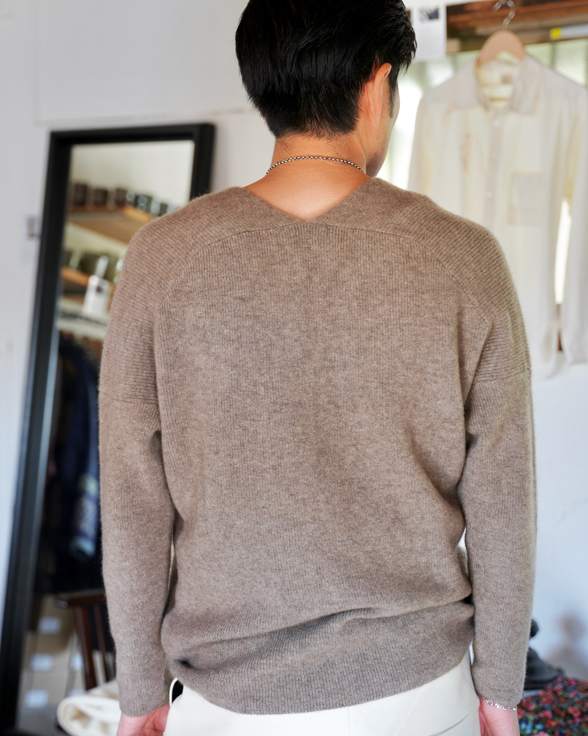 Nomàt / Cashmere V-Sweater