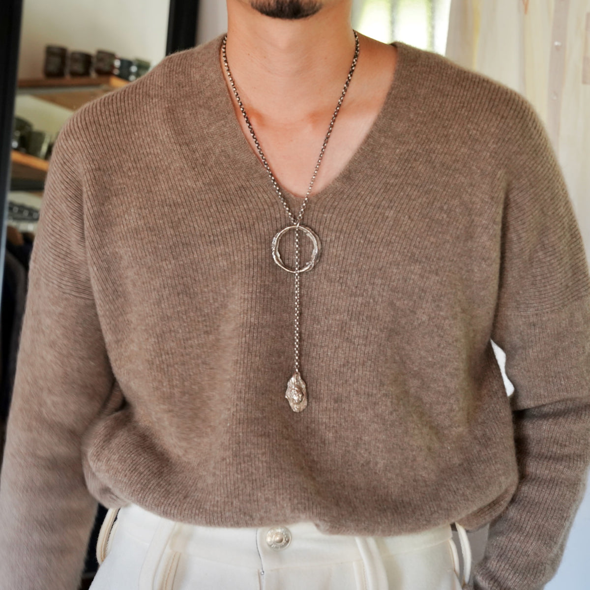 Nomàt / Cashmere V-Sweater